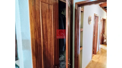 Apartamento T5 para Venda em Póvoa de Varzim, Beiriz e Argivai