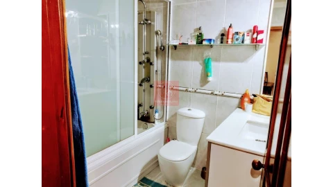 Apartamento T5 para Venda em Póvoa de Varzim, Beiriz e Argivai