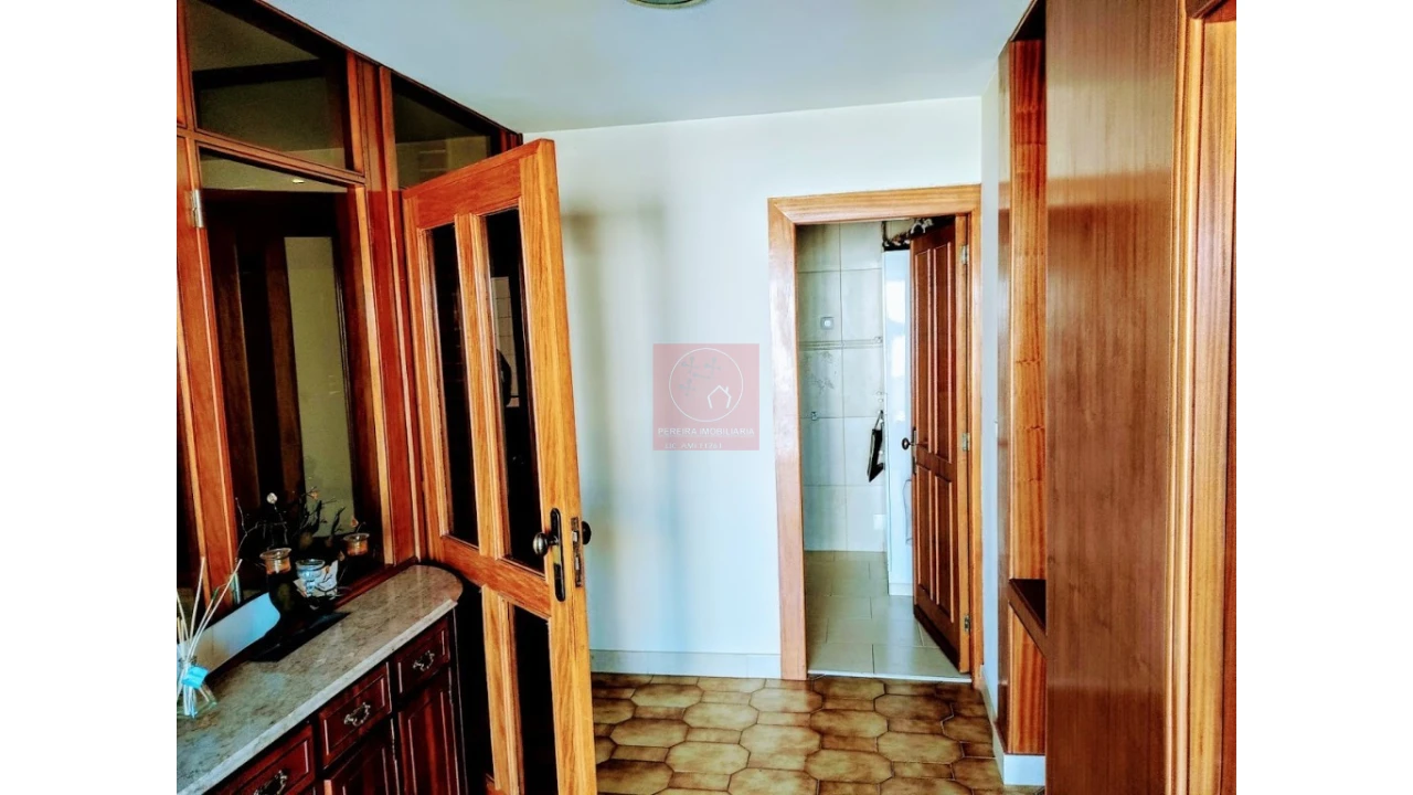 Apartamento T5 para Venda em Póvoa de Varzim, Beiriz e Argivai Foto 9