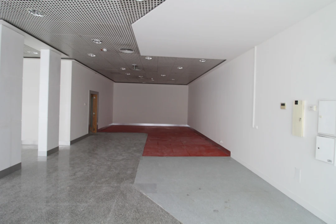 Loja para Venda em Viatodos, Grimancelos, Minhotães, Monte Fralães Foto 3