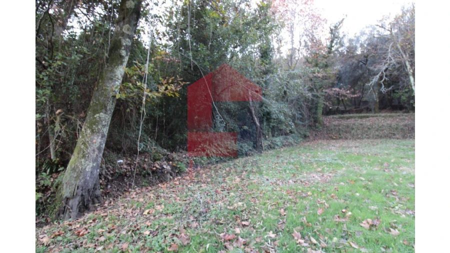 Terreno para Venda em Marrancos e Arcozelo Foto 1