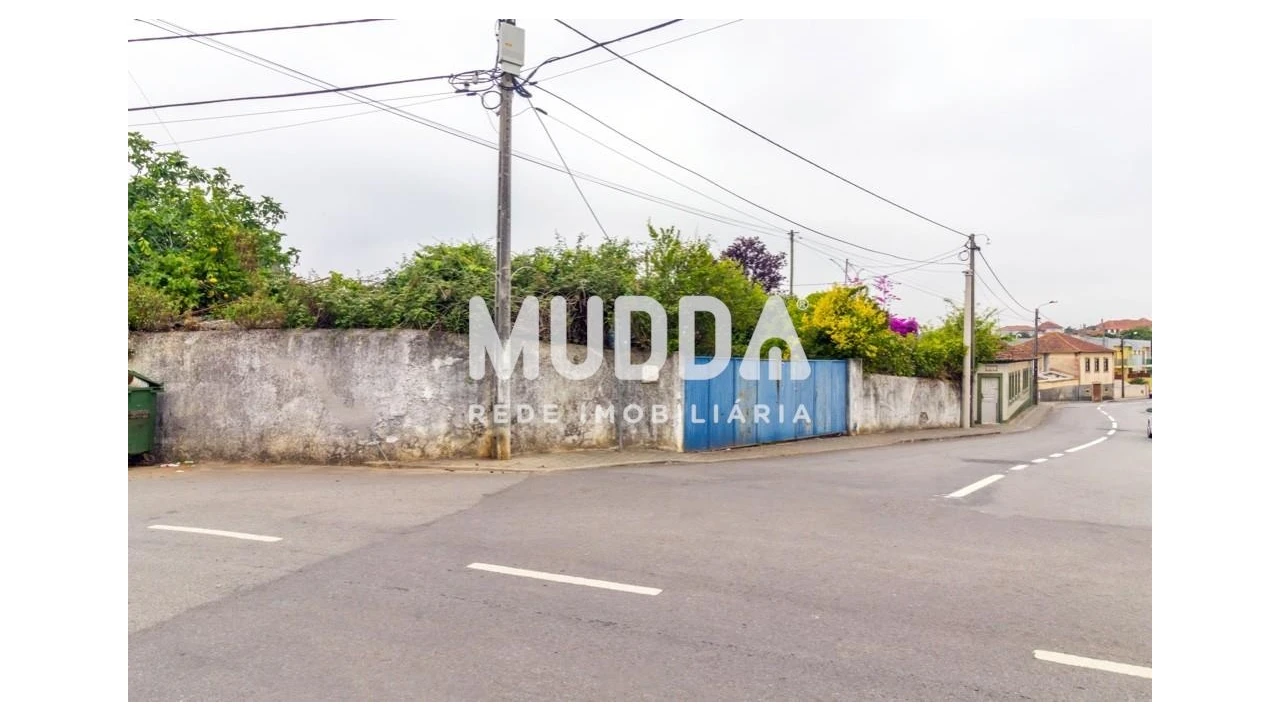 Moradia T4 para Venda em Maceda Foto 3