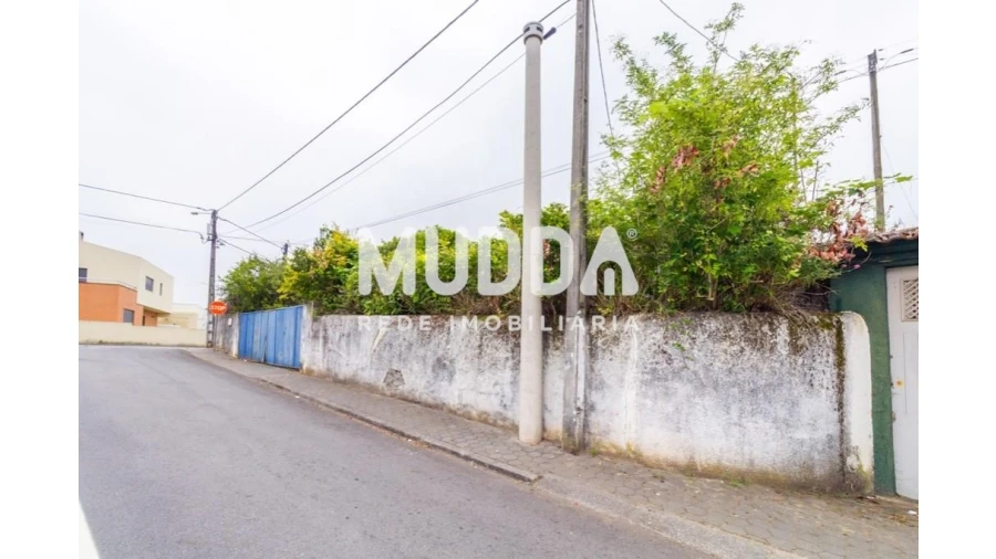 Moradia T4 para Venda em Maceda Foto 4