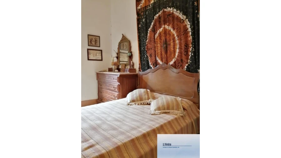 Moradia T4 para Venda em Urros e Peredo dos Castelhanos Foto 12