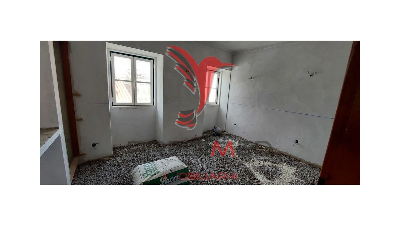 Prédio para Venda em Ervedal Foto 15