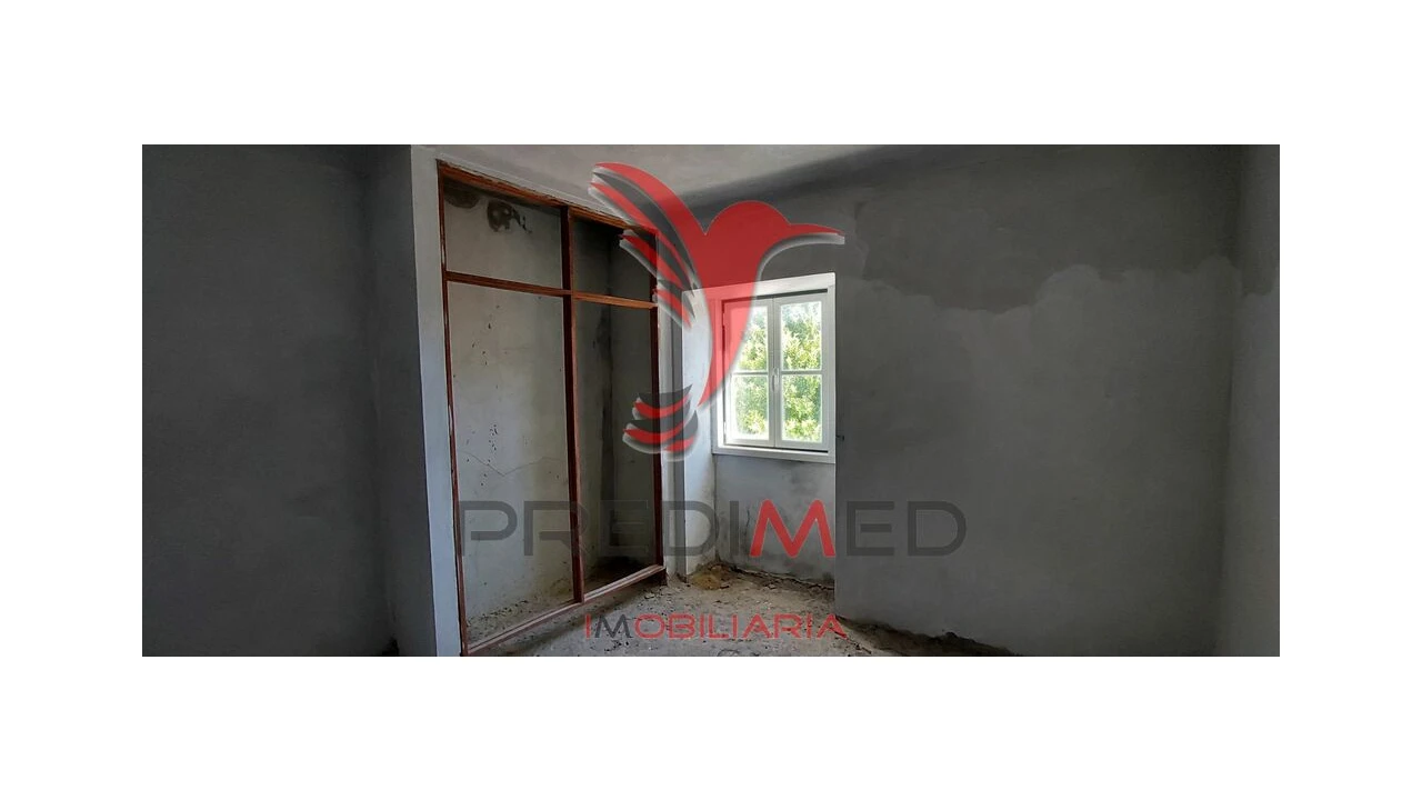Prédio para Venda em Ervedal Foto 14