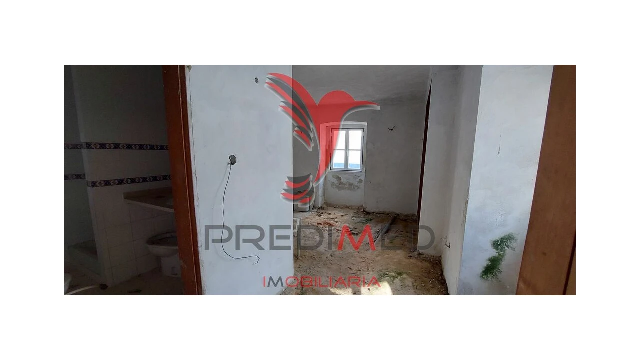 Prédio para Venda em Ervedal Foto 8