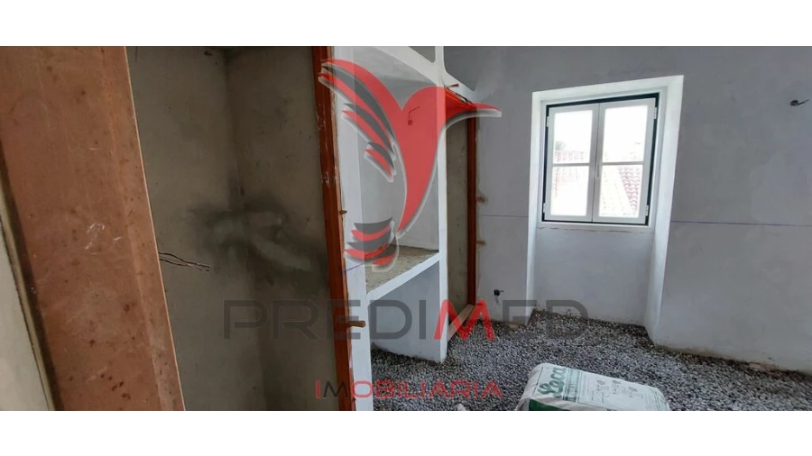 Prédio para Venda em Ervedal Foto 16