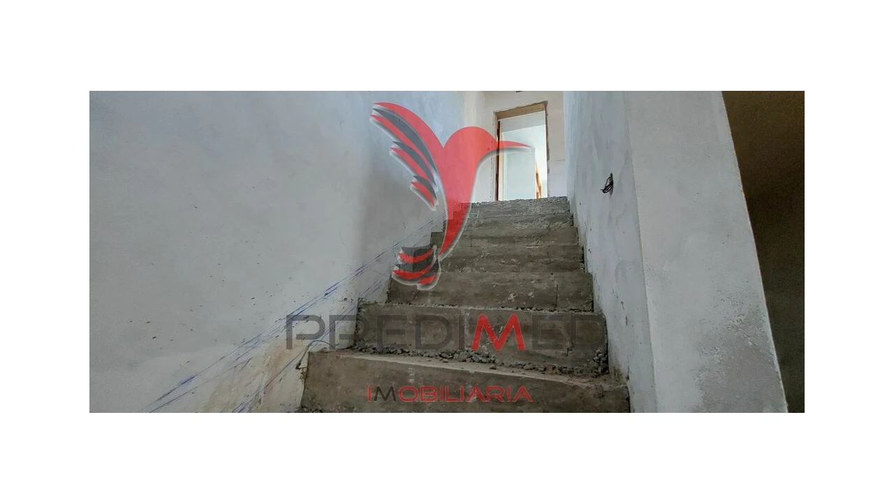 Prédio para Venda em Ervedal Foto 12