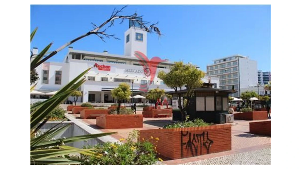 Loja para Venda em Faro (Sé e São Pedro) Foto 2