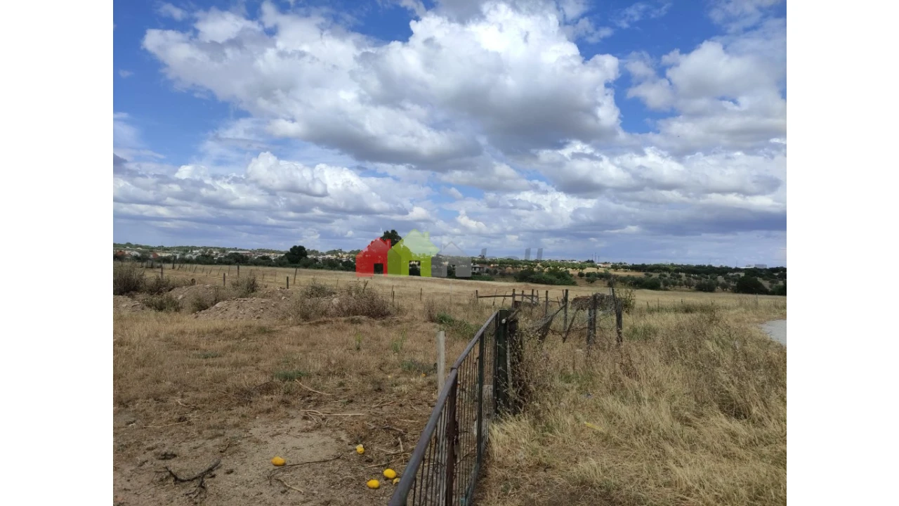 Terreno para Venda em Bacelo e Senhora da Saúde Foto 7