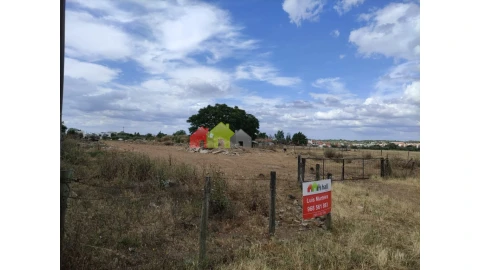 Terreno para Venda em Bacelo e Senhora da Saúde