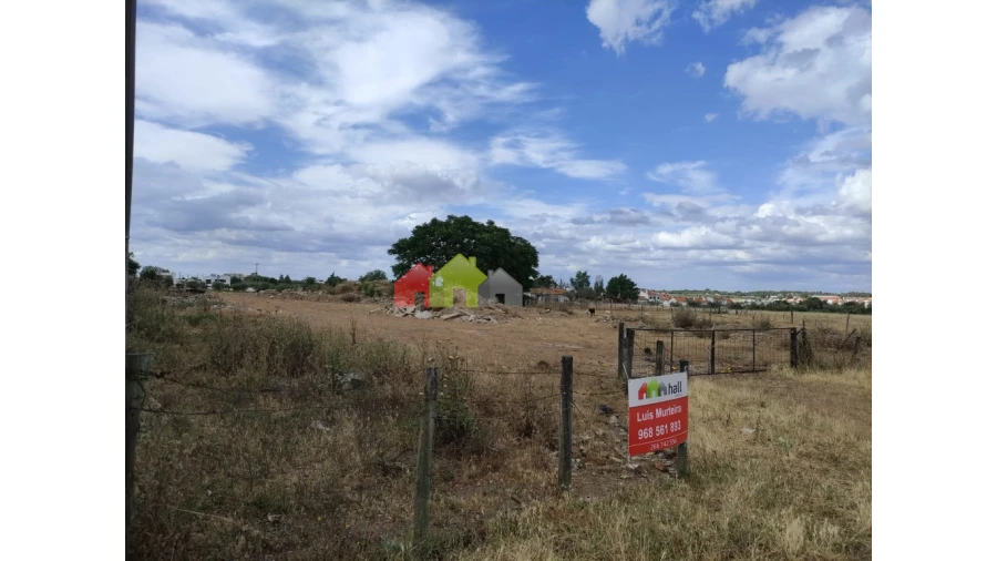 Terreno para Venda em Bacelo e Senhora da Saúde Foto 3