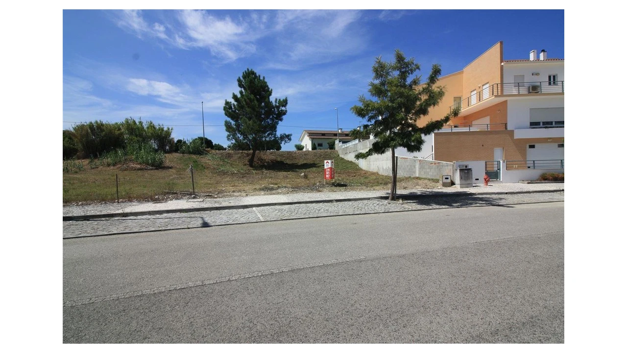 Terreno para Venda em Sebal e Belide Foto 3