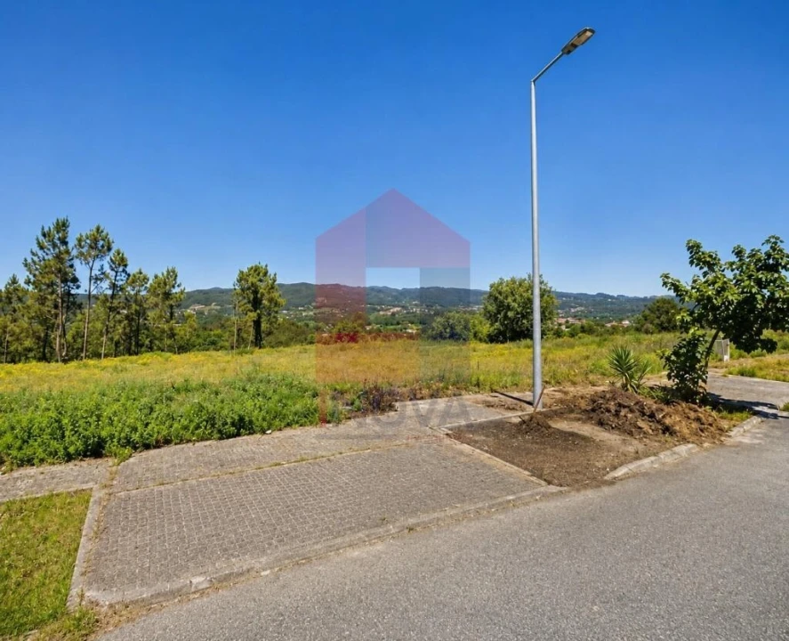 Terreno para Venda em Lanhas Foto 1