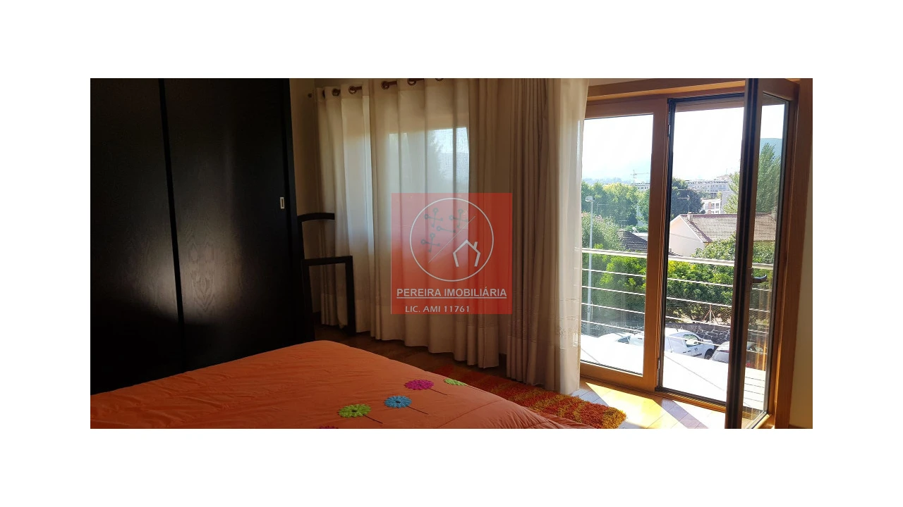 Moradia T4 para Venda em Cabeceiras de Basto Foto 11