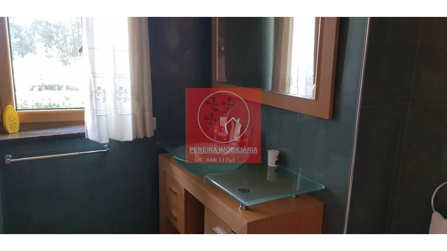 Moradia T4 para Venda em Cabeceiras de Basto Foto 10