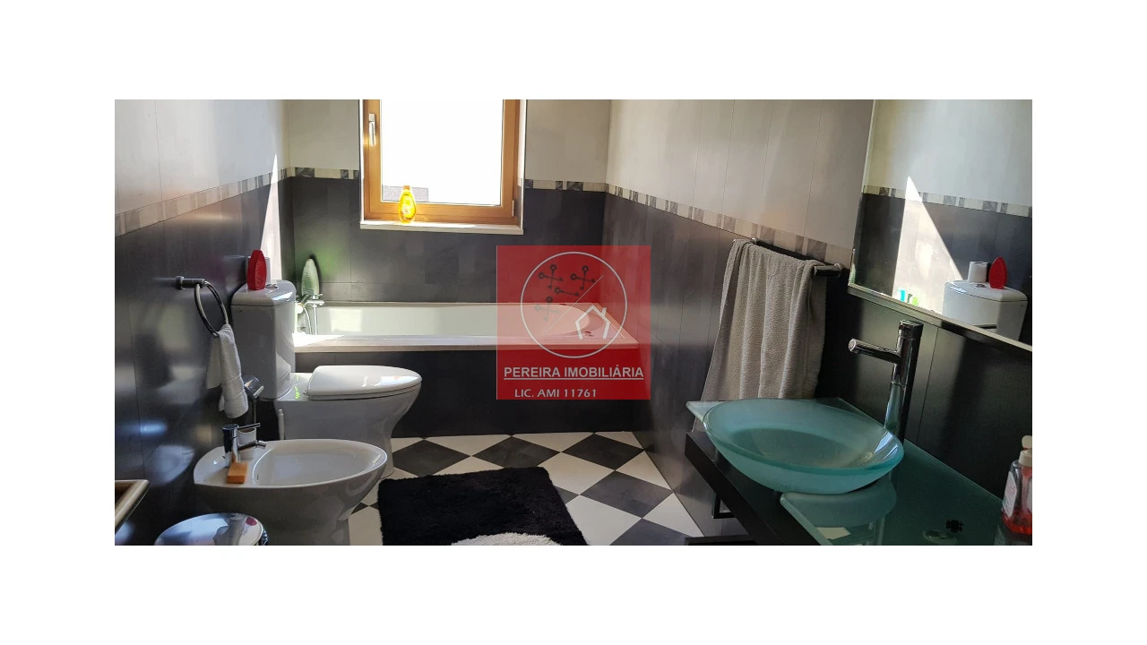 Moradia T4 para Venda em Cabeceiras de Basto Foto 6