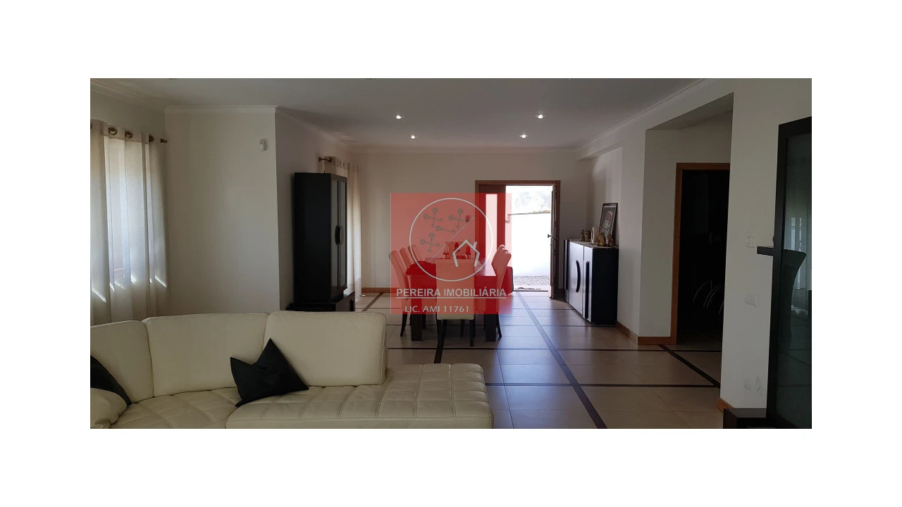 Moradia T4 para Venda em Cabeceiras de Basto Foto 4