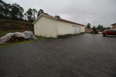 Garagem para Venda em Cernache