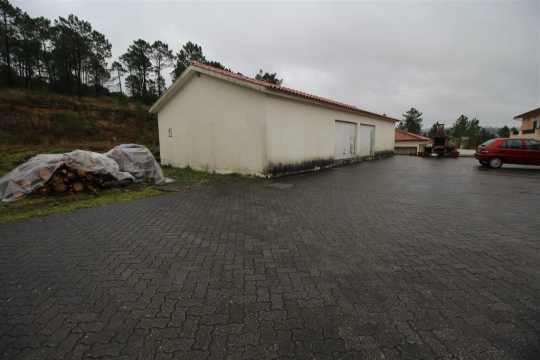Garagem para Venda em Cernache Foto 2