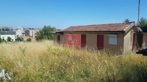 Moradia T3 para Venda em Vila Nova de Famalicão e Calendário
