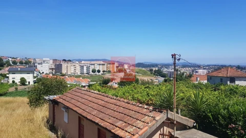 Moradia T3 para Venda em Vila Nova de Famalicão e Calendário