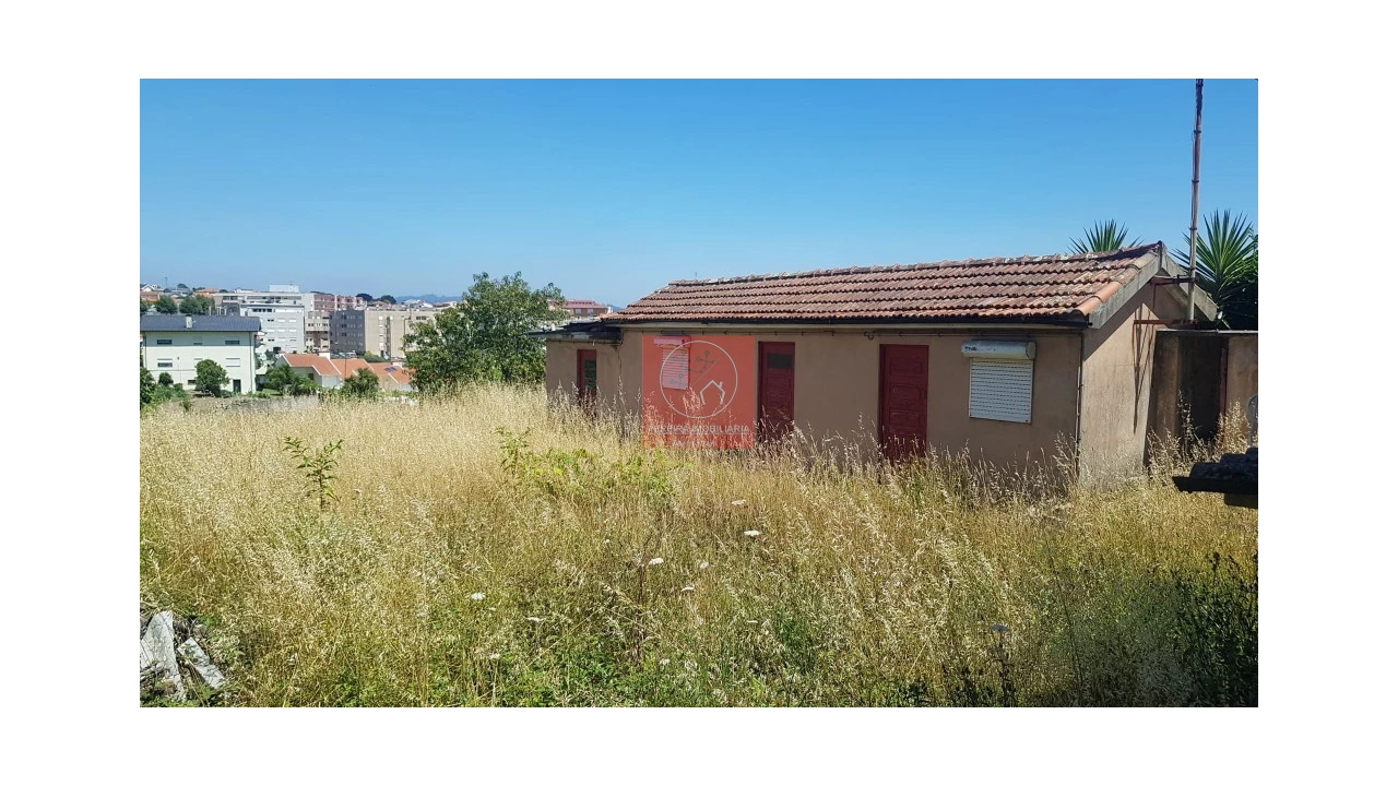 Moradia T3 para Venda em Vila Nova de Famalicão e Calendário Foto 4