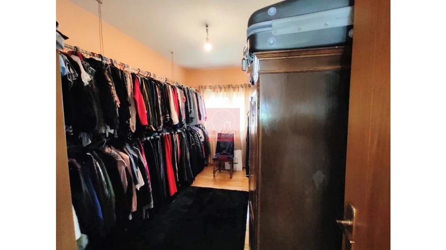 Moradia T4 para Venda em Rio Mau e Arcos Foto 14