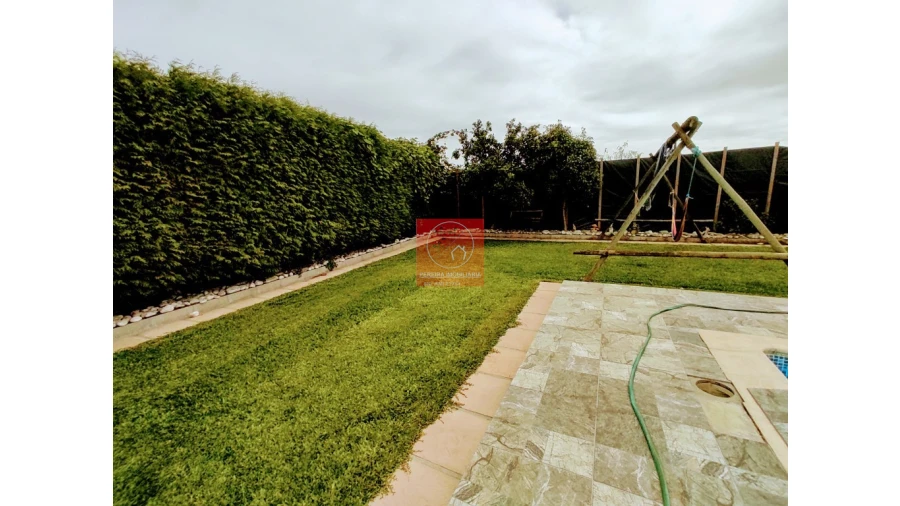 Moradia T4 para Venda em Rio Mau e Arcos Foto 26