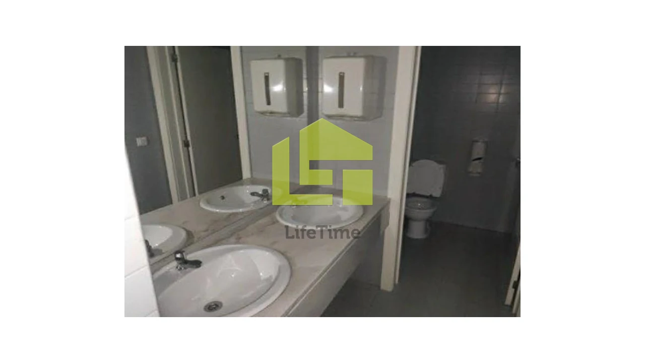 Prédio para Venda em Pena, Quintã e Vila Cova Foto 13