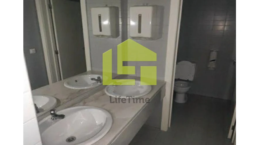 Prédio para Venda em Pena, Quintã e Vila Cova Foto 13