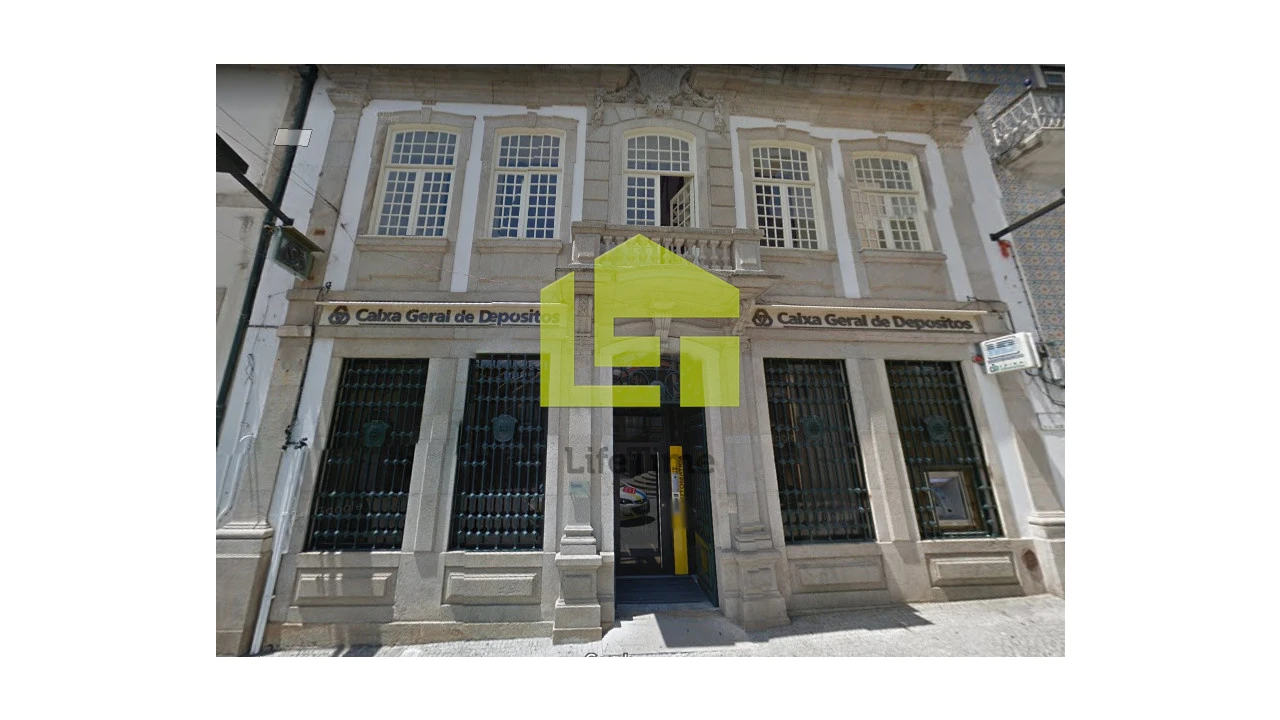 Prédio para Venda em Pena, Quintã e Vila Cova Foto 3