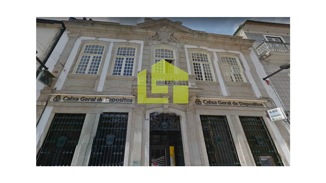 Prédio para Venda em Pena, Quintã e Vila Cova Foto 2