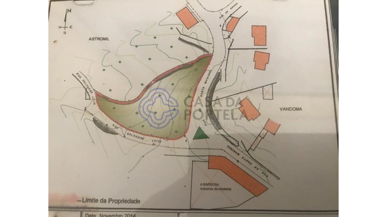 Terreno para Venda em Astromil Foto 2