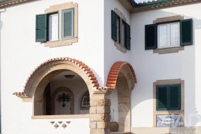 Moradia T11 para Venda em O. Azeméis, Riba-Ul, Ul, Macinhata Seixa, Madail