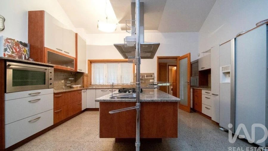 Moradia T11 para Venda em O. Azeméis, Riba-Ul, Ul, Macinhata Seixa, Madail Foto 7