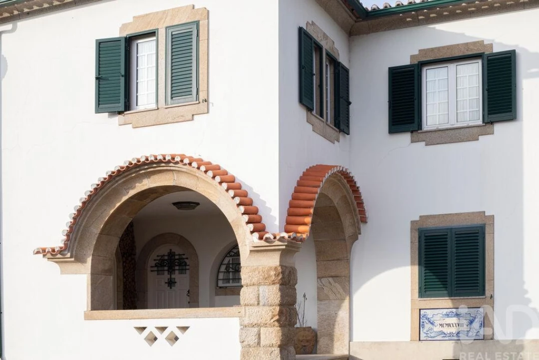 Moradia T11 para Venda em O. Azeméis, Riba-Ul, Ul, Macinhata Seixa, Madail Foto 3