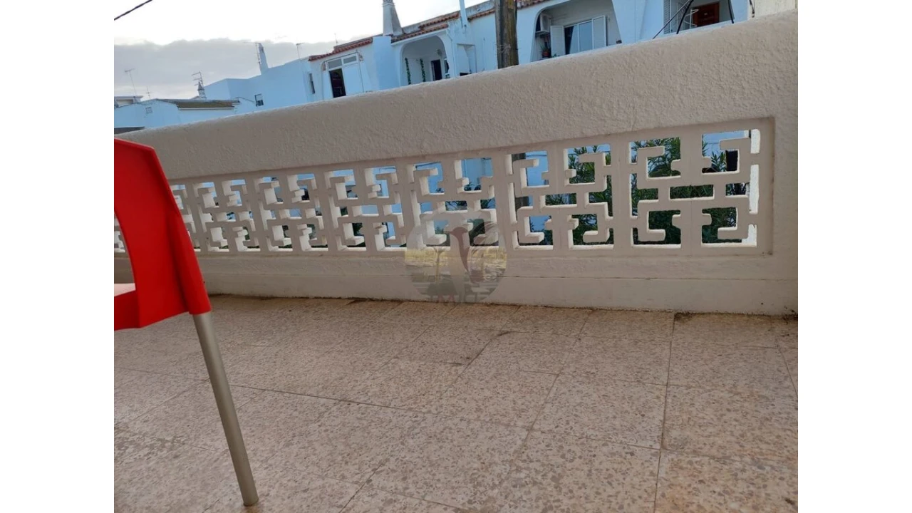 Apartamento T2 para Venda em Quarteira Foto 15