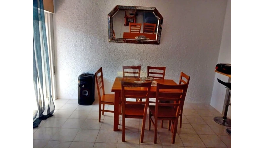 Apartamento T2 para Venda em Quarteira Foto 4