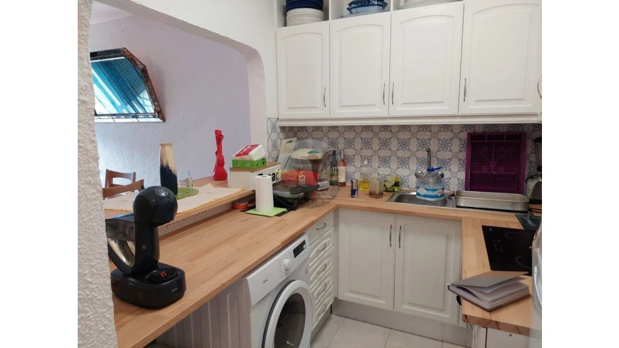 Apartamento T2 para Venda em Quarteira Foto 5