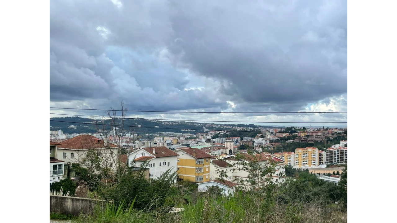 Terreno para Venda em Santo Antonio dos Olivais Foto 8