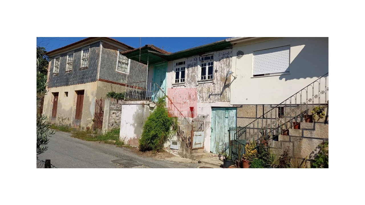 Moradia T2 para Venda em Cambres Foto 4