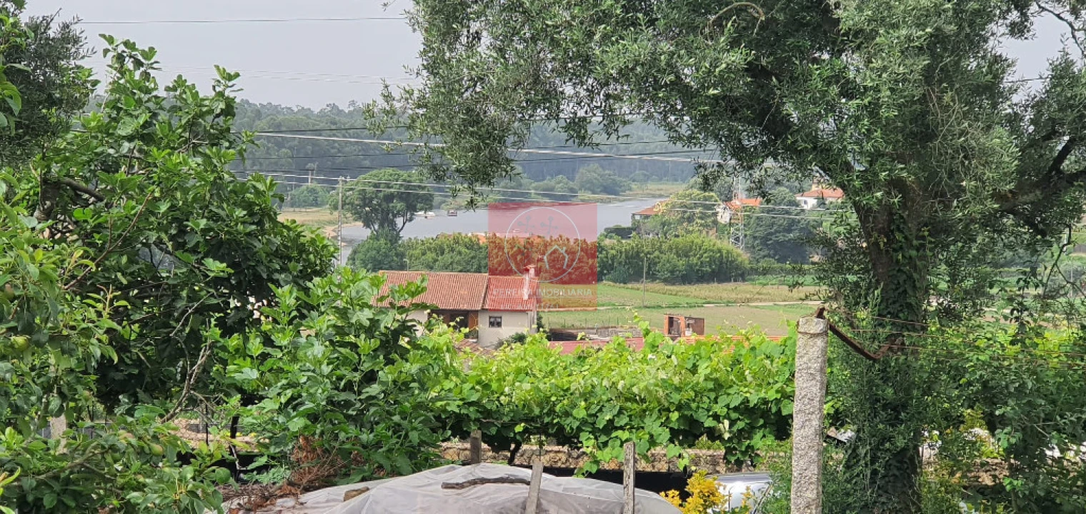 Moradia T2 para Venda em Gemeses Foto 20