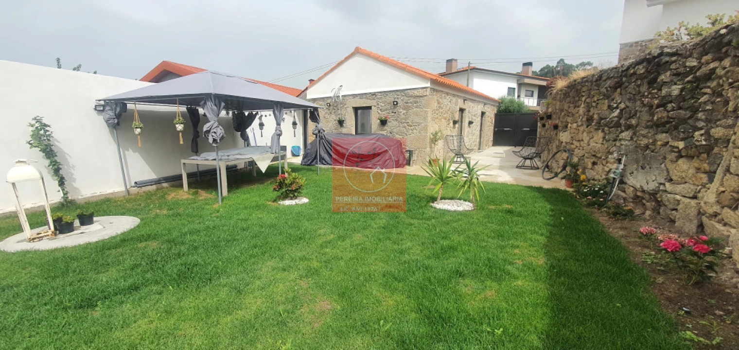 Moradia T2 para Venda em Gemeses Foto 10