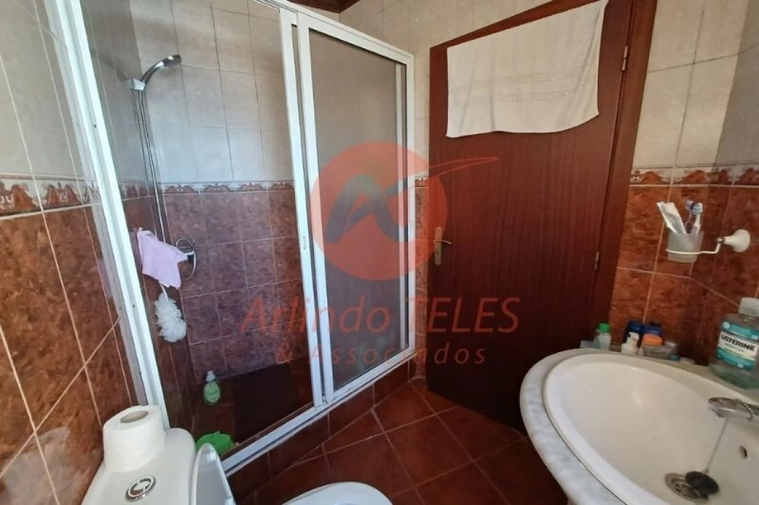 Moradia T5 para Venda em Velas (São Jorge) Foto 28