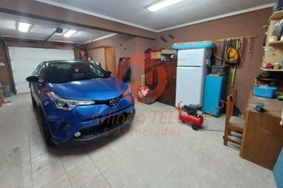 Moradia T5 para Venda em Velas (São Jorge)