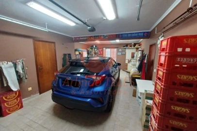 Moradia T5 para Venda em Velas (São Jorge)