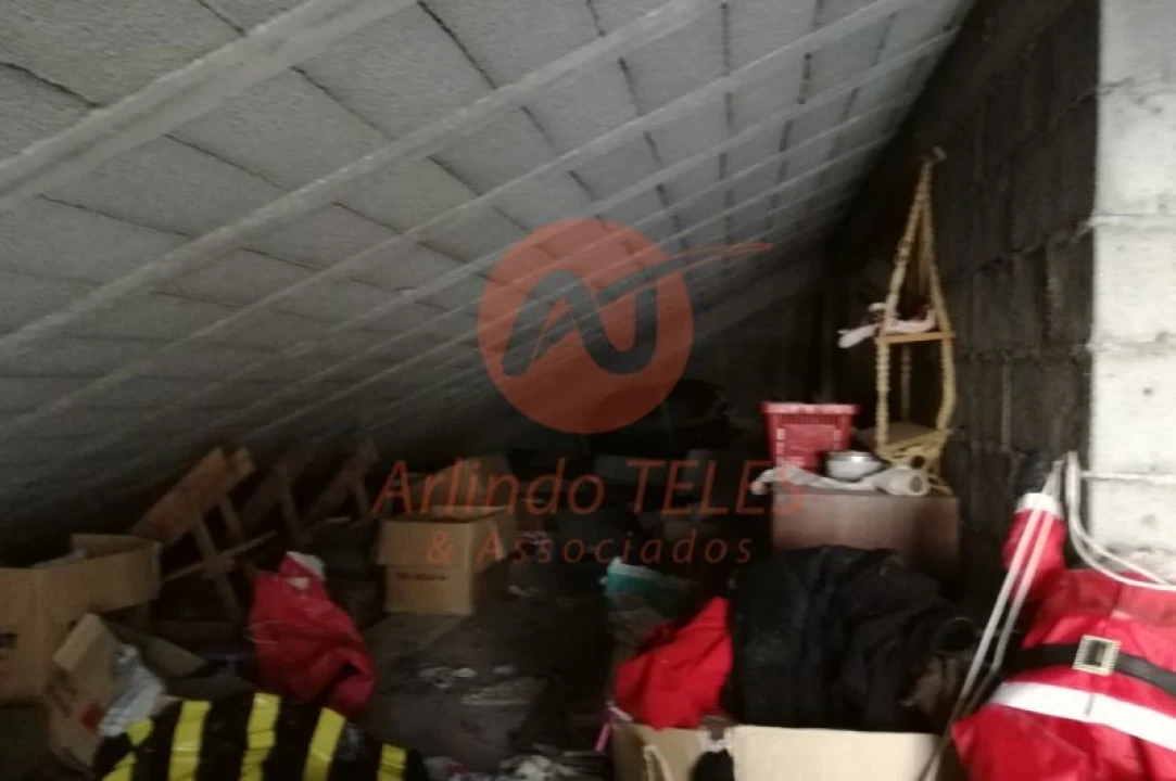 Moradia T5 para Venda em Velas (São Jorge) Foto 37