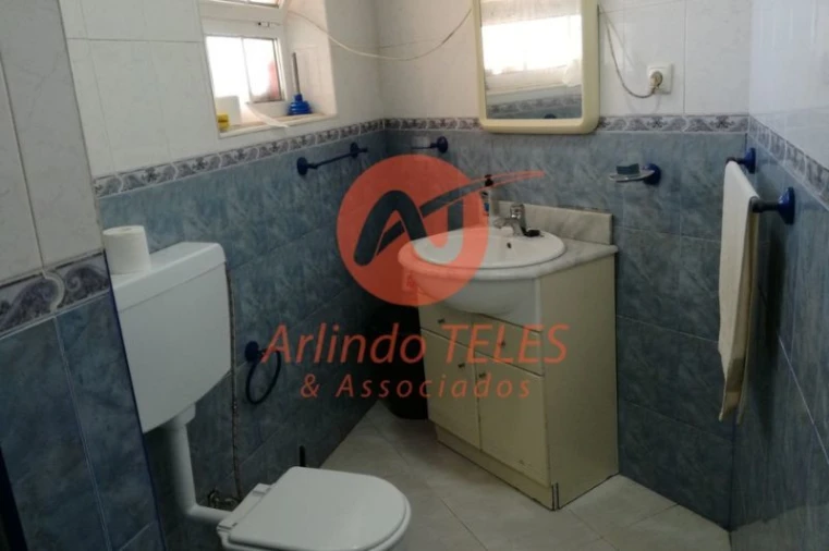 Moradia T5 para Venda em Velas (São Jorge) Foto 32